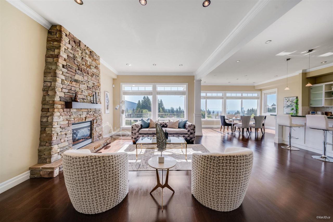 Sold: 3235 Chartwell Lane, Coquitlam — photo 4