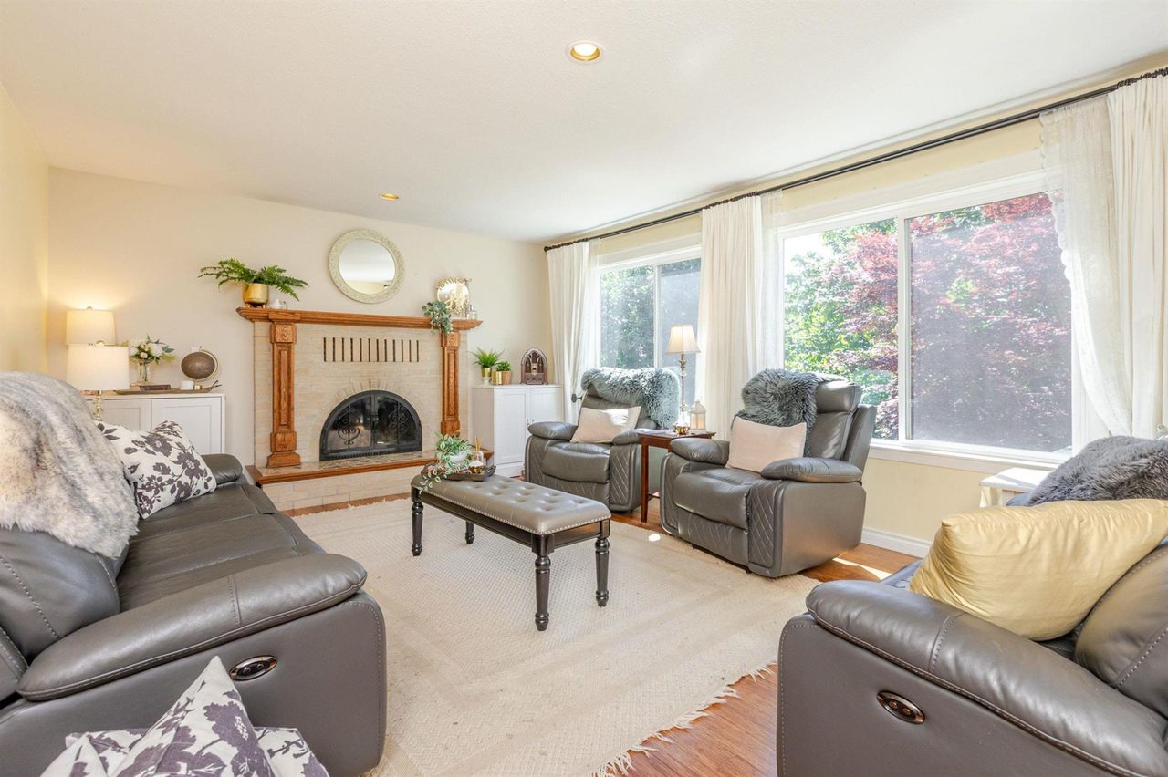 Sold: 35210 Rockwell Drive, Abbotsford — photo 1